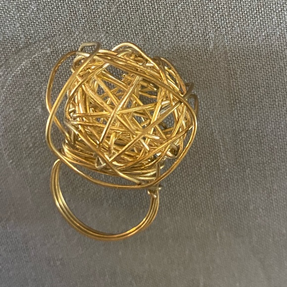 Wire Ring - Picture 6 of 11
